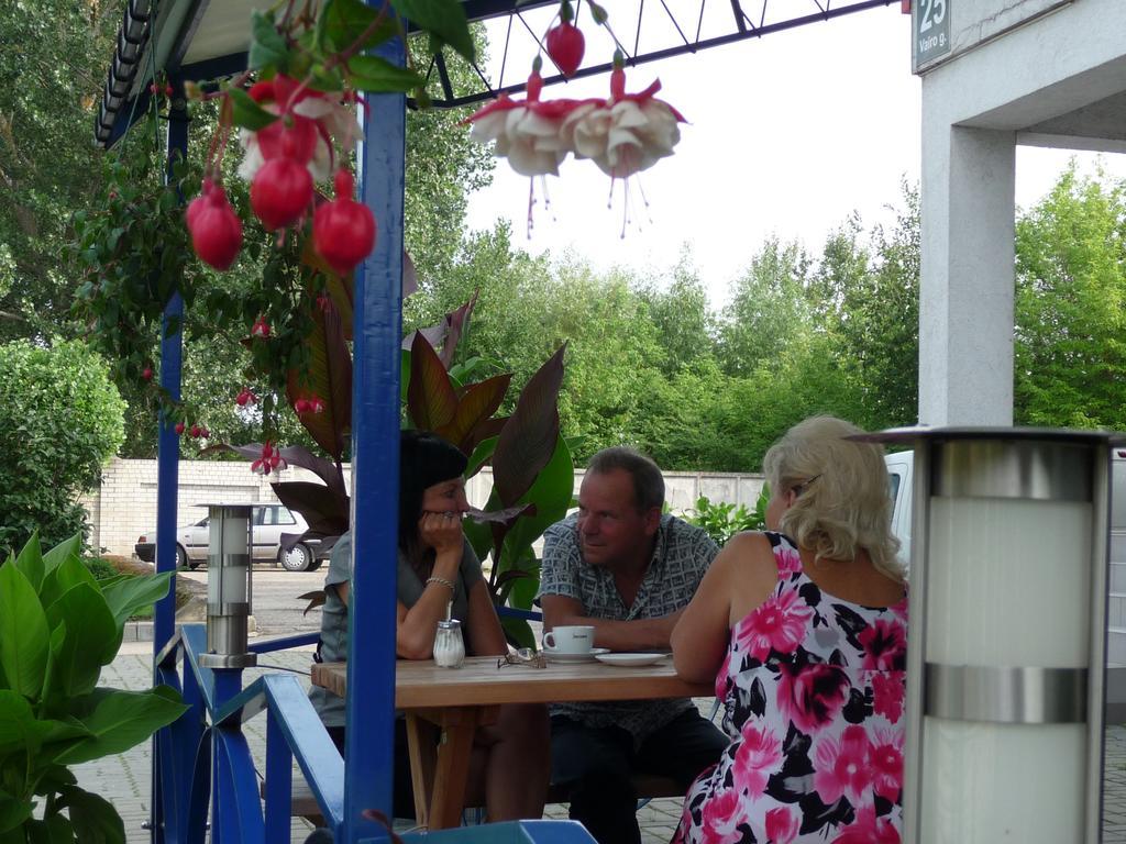 Skaistaziede Hotel Šiauliai Eksteriør billede